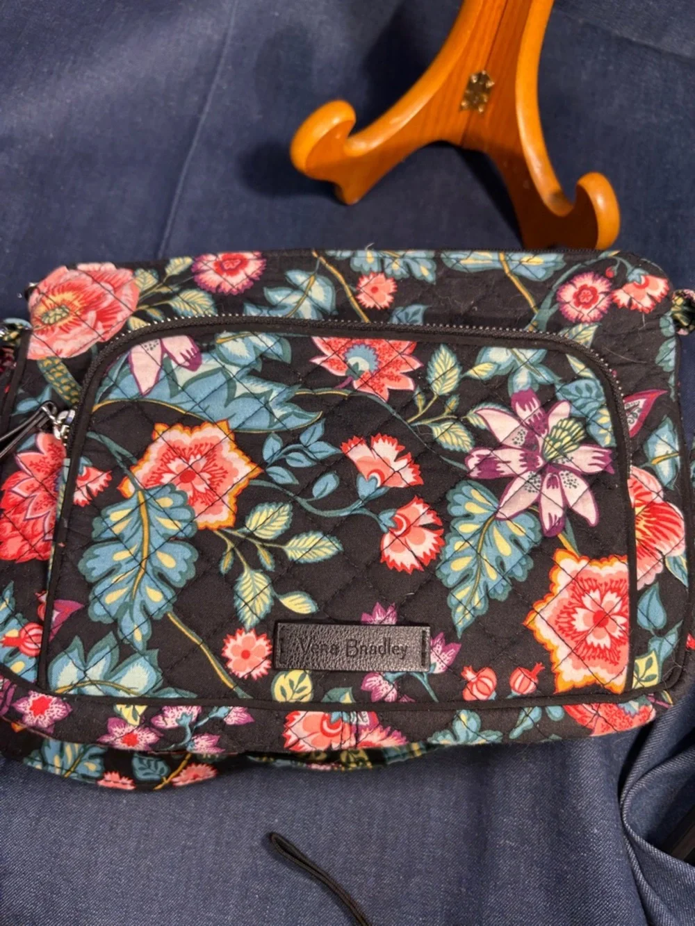 Vera Bradley cross body / shoulder pocketbook purse